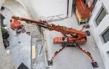 Assembling performed from roof slabs