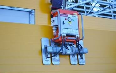 in practice, vacuum gripper have demonstrated fine results of the work at temperature -35°С