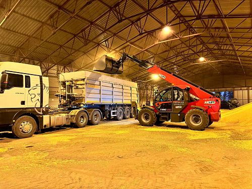 Telescopic loader H1840
