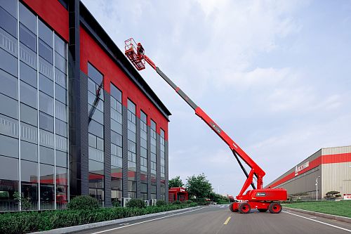 Telescopic lift T26J