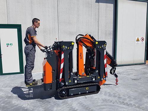 Mini crane JF40